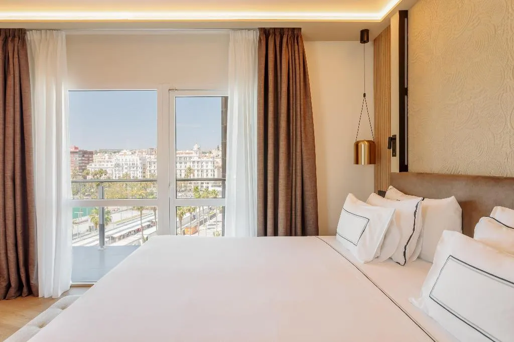 JUNIOR SUITE PREMIUM Room, Melia Alicante, Costa Blanca