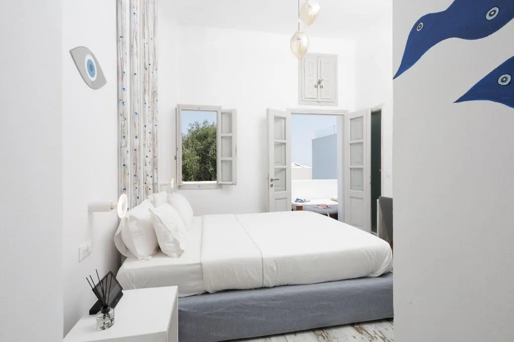 Room, The Museum Project Oia, Santorini