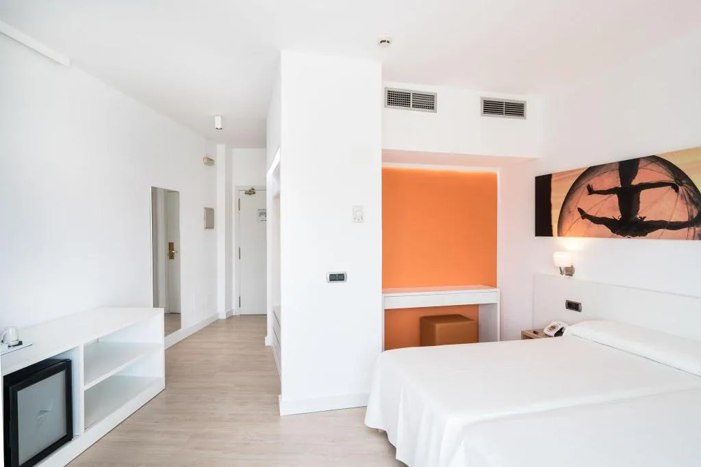 DOUBLE SUPERIOR SEA VIEW Room, THB Ocean Beach, Ibiza