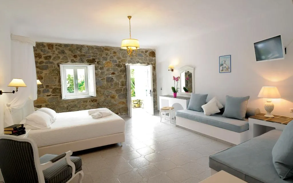 JUNIOR SUITE SUPERIOR Room, Kamari Hotel, Mykonos