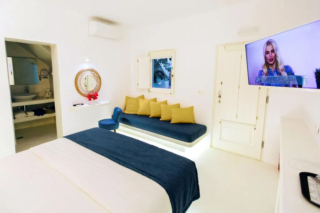 Room, Edem Luxury Hotel, Santorini