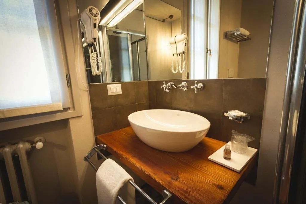 Room, Piccola Torre Maison, Milan