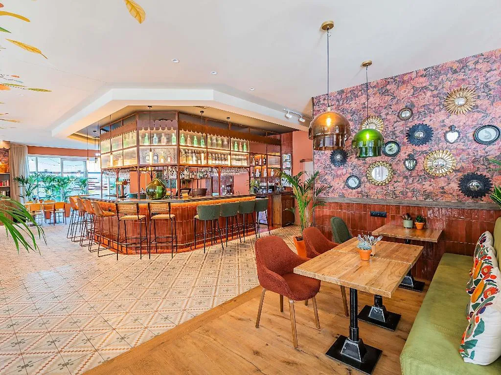 Bar, ibis Lisboa Parque das Naçoes, Lisbon
