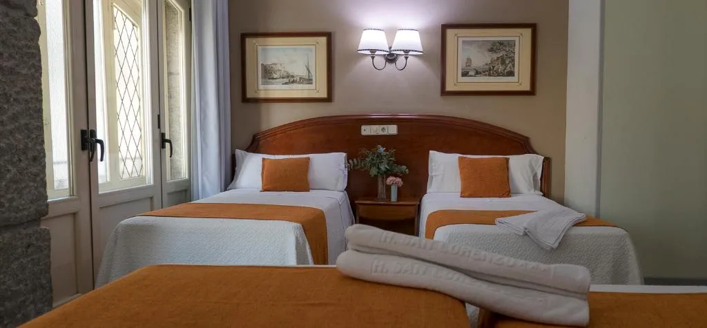 QUADRUPLE STANDARD Room, San Lorenzo, Madrid