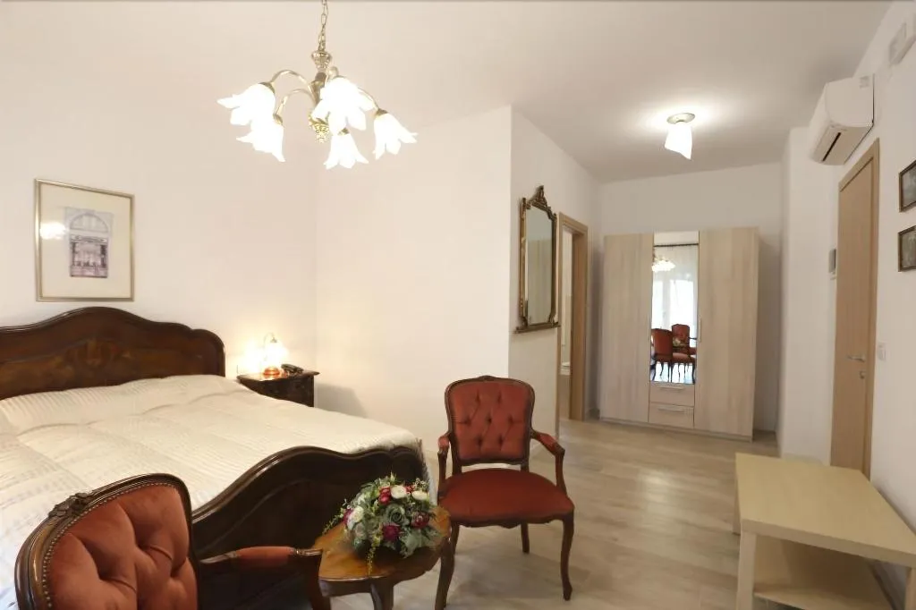 Room, B&B Le Olme, Venice