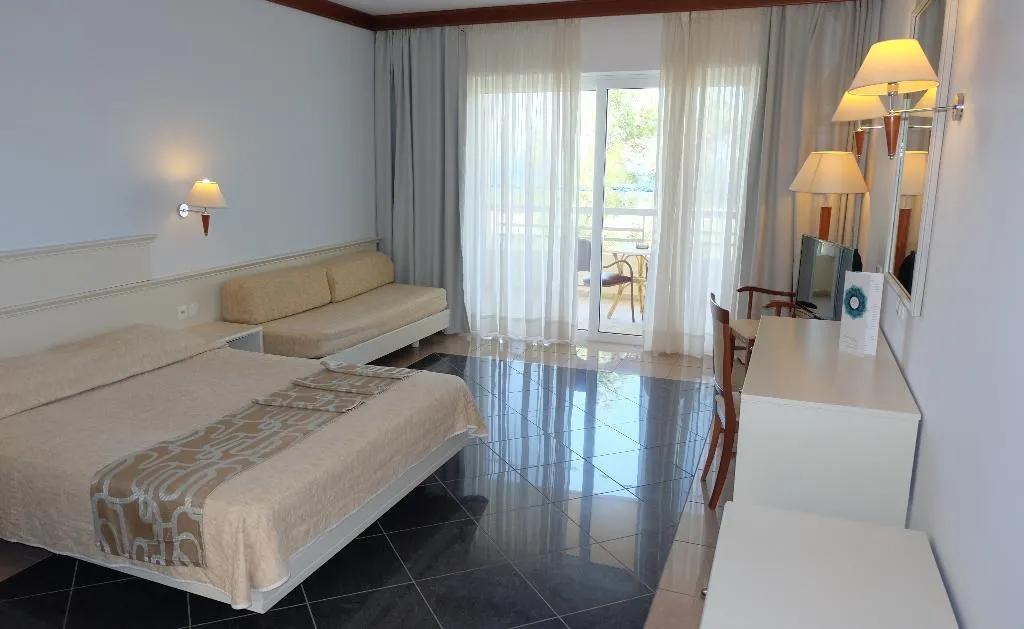 Double or Twin ANNEX Room, Kipriotis Maris Suites, Kos