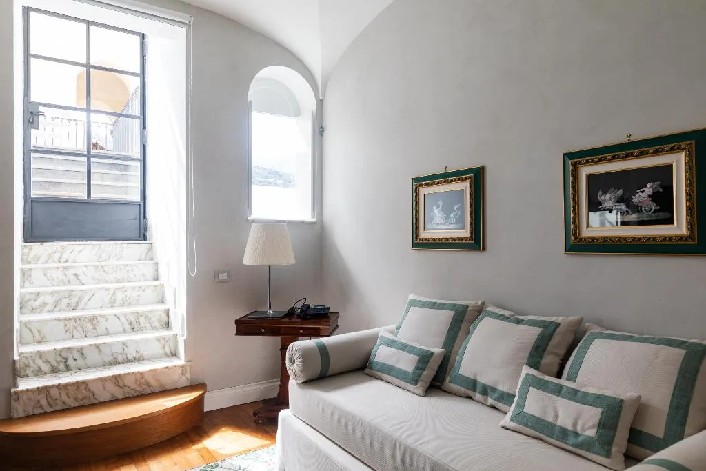 JUNIOR SUITE GARDEN VIEW Room, Grand Hotel Cocumella, Naples