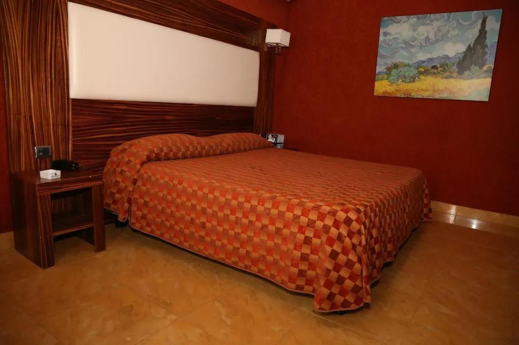 Room, Hotel Marcantonio, Naples