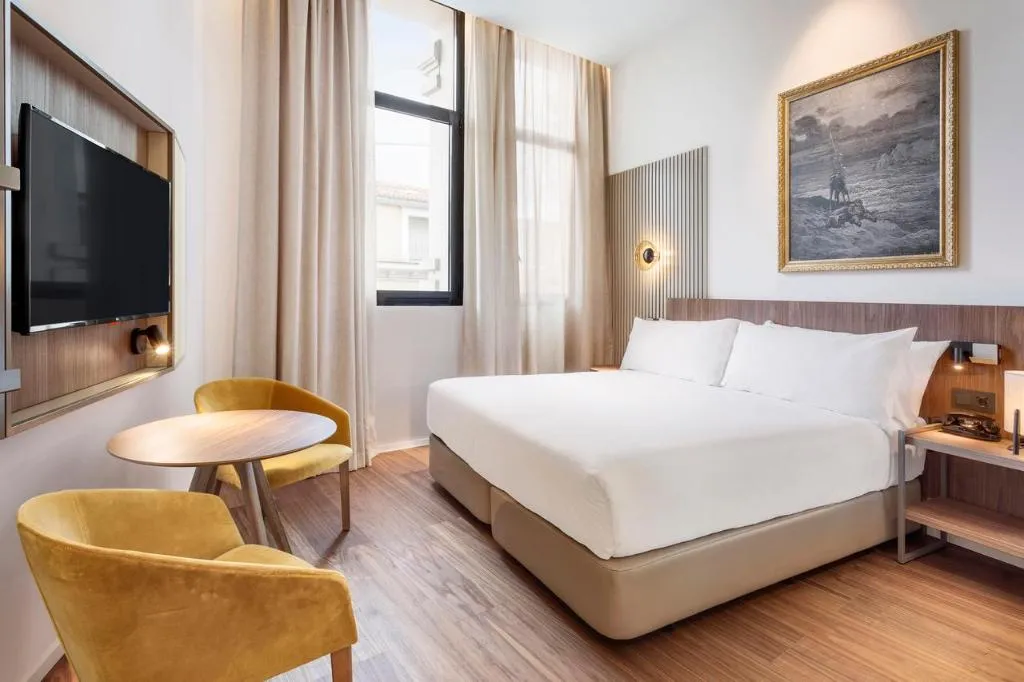 Room, Casa de las Artes, member of Melia Collection, Madrid