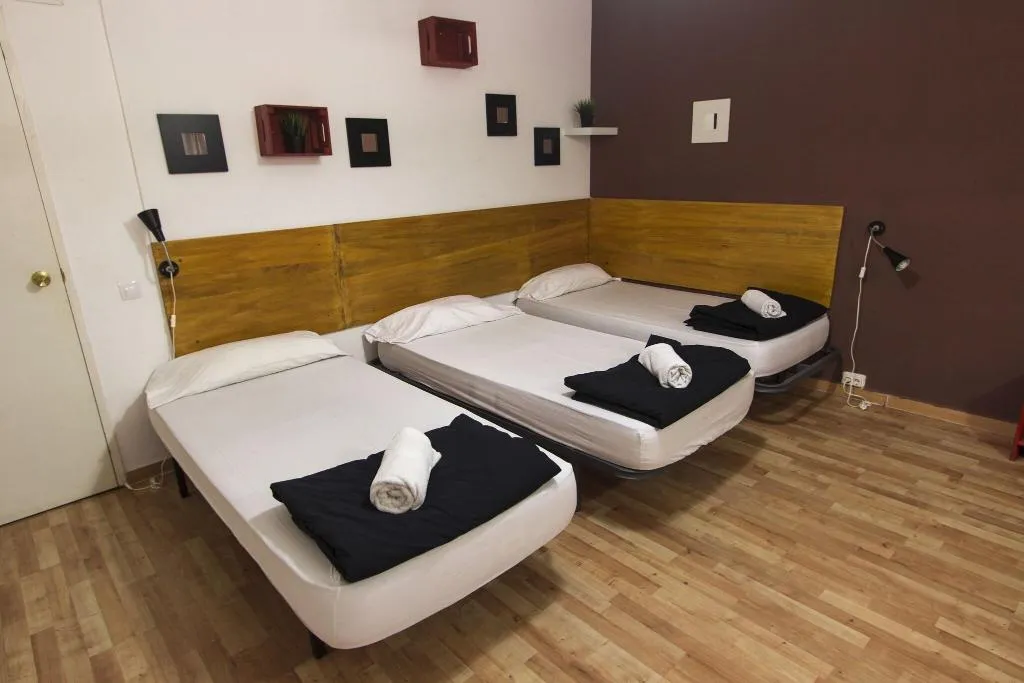 FAMILY ROOM STANDARD Room, Break N Bed Hostel, Barcelona