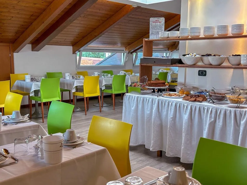 Restaurant, Hotel Mavino, Milan