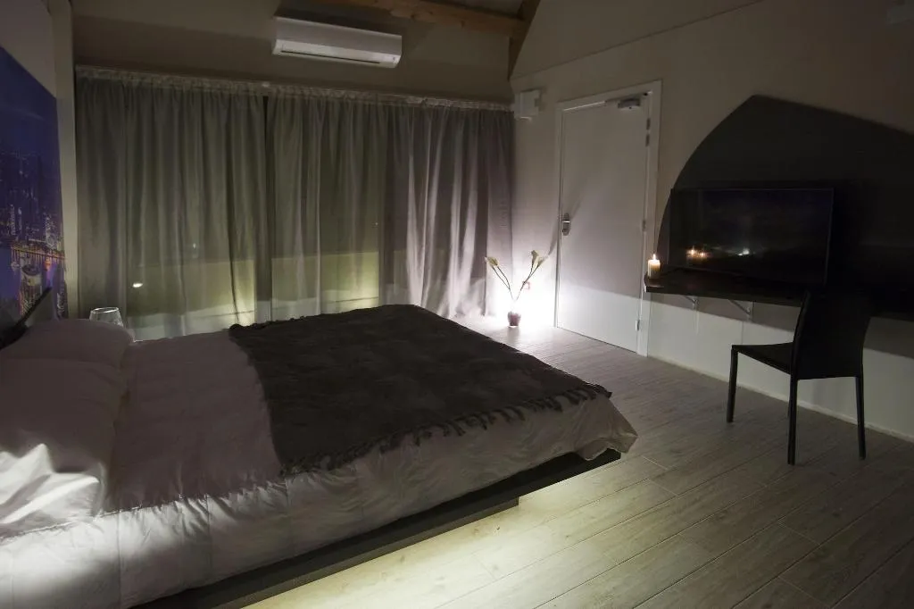 Room, Seven Rooms Milano, Milan
