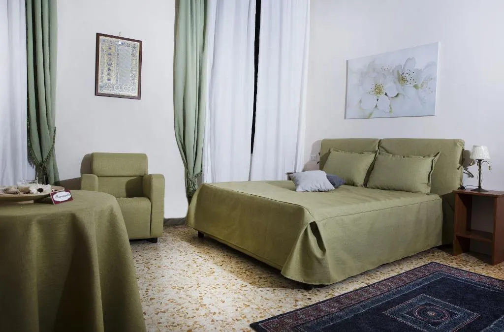 Room, B&B Rochel, Naples