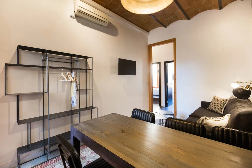 APARTMENT TWO BEDROOMS Room, La Mare by The Streets, Barcelona