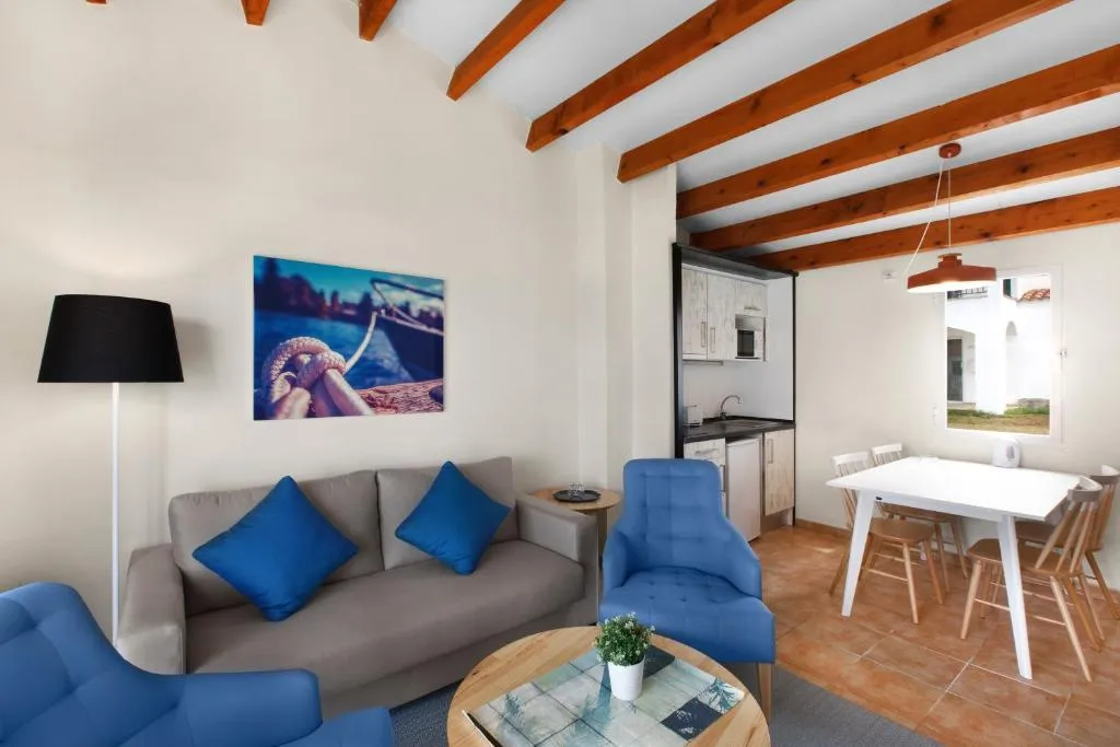 APARTMENT SEA VIEW Room, TRH Tirant Playa, Menorca