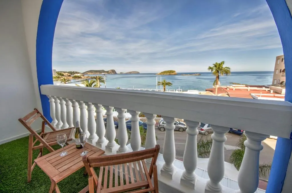 TWIN WITH BALCONY Room, Fun Vistamar Ibiza, Ibiza