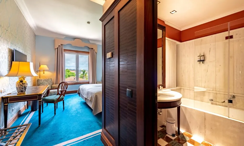 DOUBLE SINGLE USE DELUXE GARDEN VIEW Room, Pestana Palace Lisboa - Hotel & National Monument, Lisbon