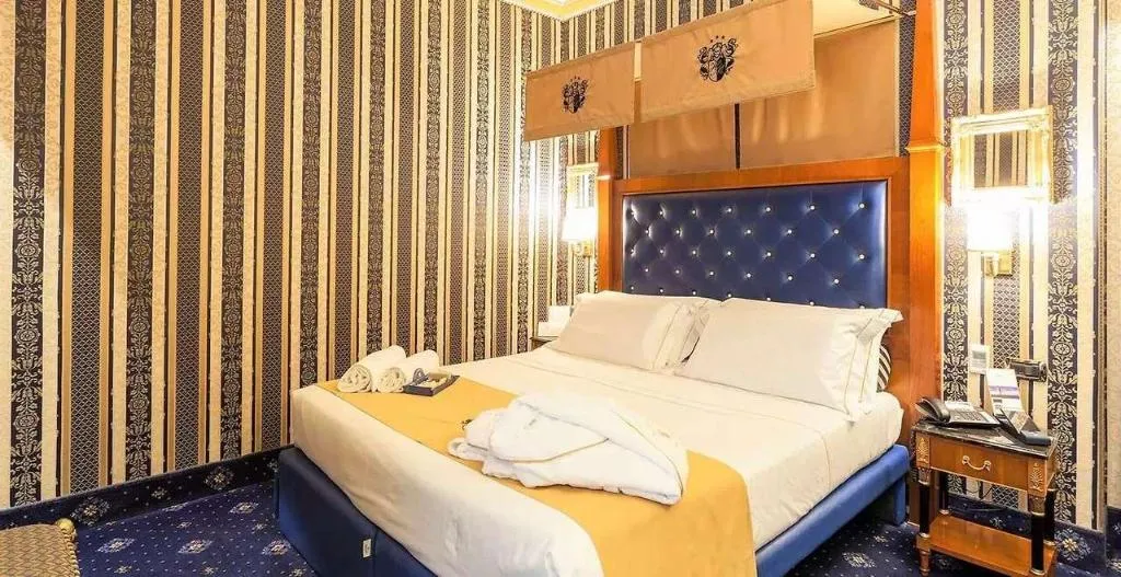 Room, Hotel Manfredi Suite In Rome, Rome