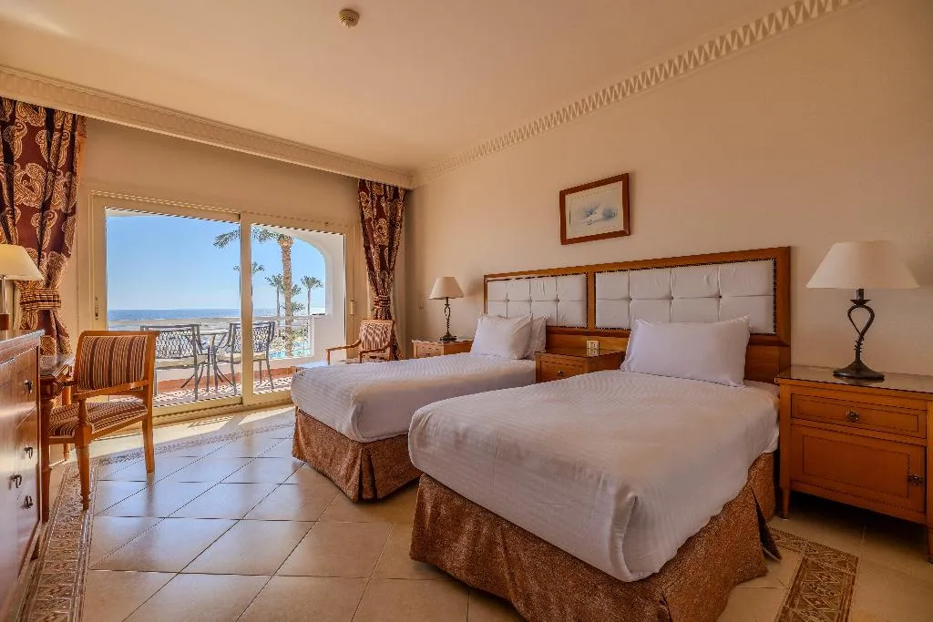 TWIN SEA VIEW WITH BALCONY Room, Continental Plaza Beach, Red Sea Riviera