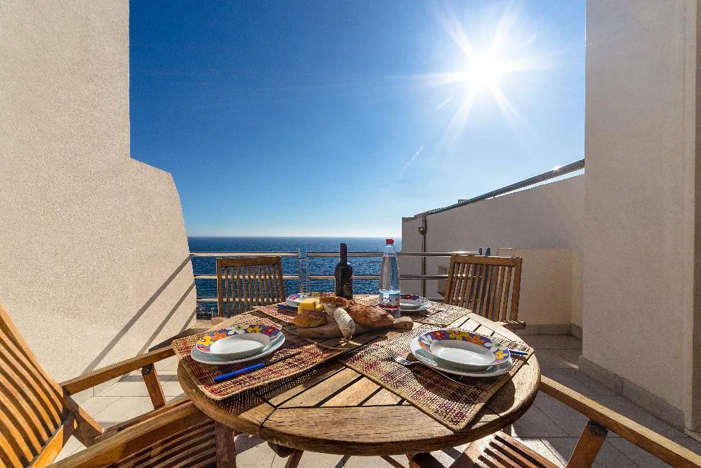 Terrace, La Rosa Sul Mare, Catania