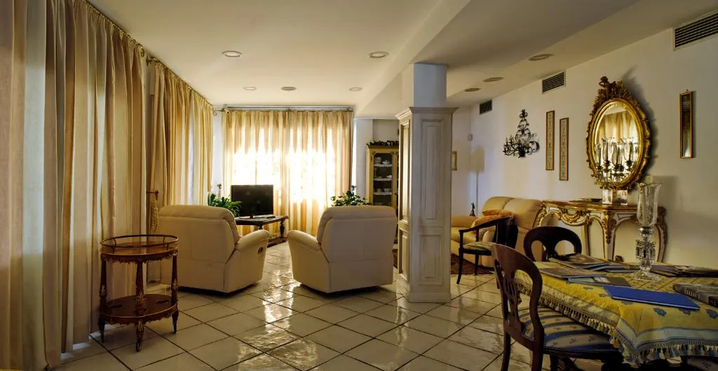 Lobby, Hotel Villa Poseidon, Naples