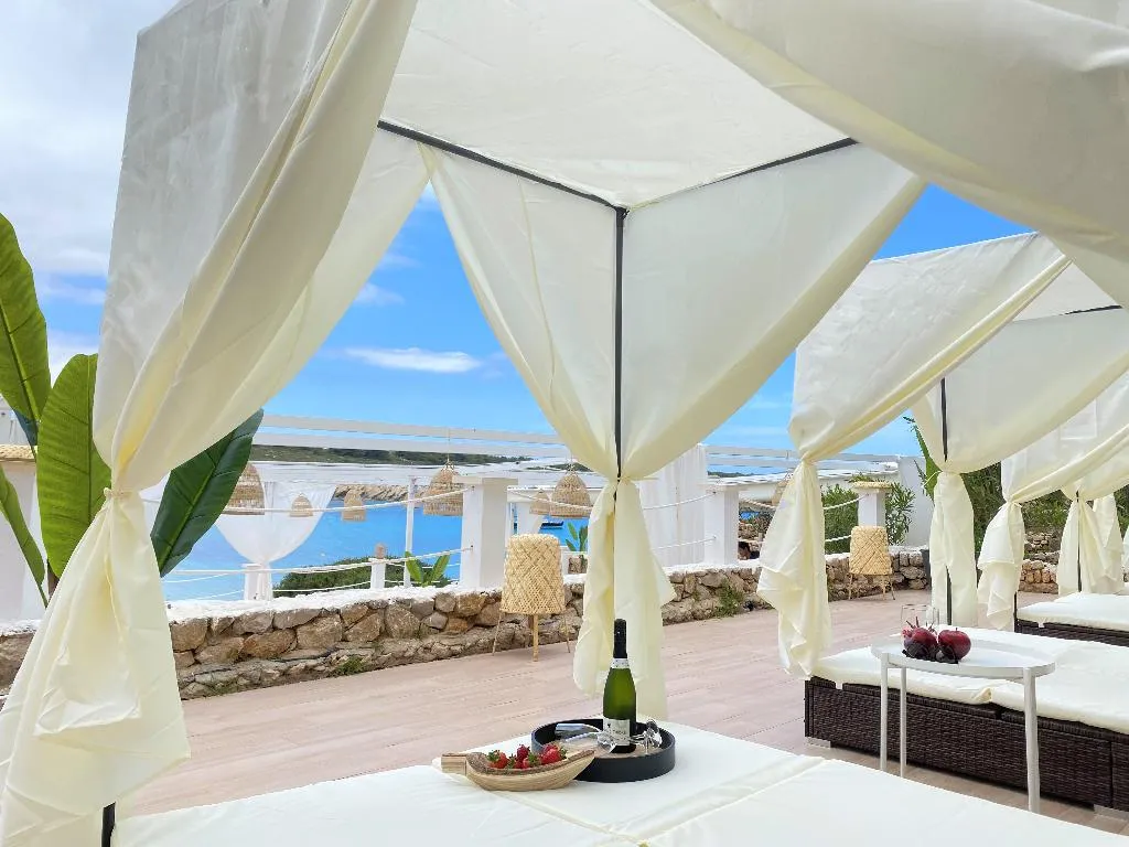 Bar, Beach Club, Menorca