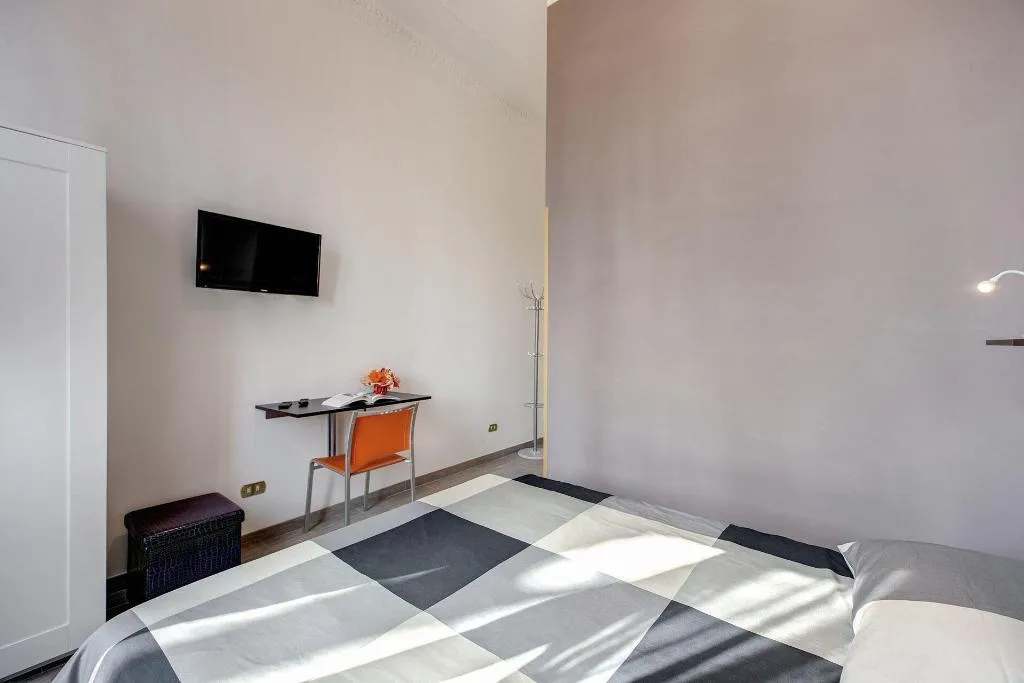 Room, Domus 78, Rome