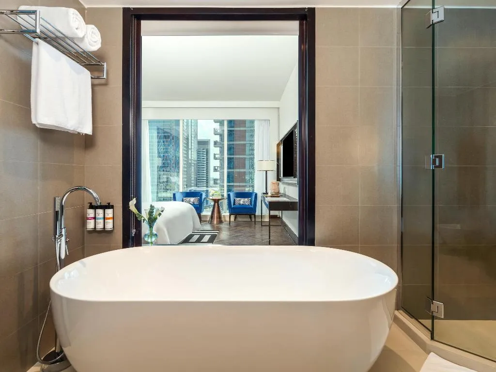 Room, Pullman Dubai Downtown, Dubai
