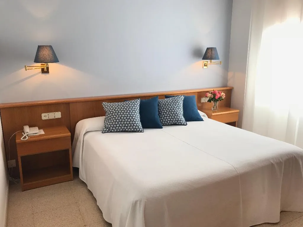 DOUBLE SUPERIOR Room, Bon Retorn, Costa Brava