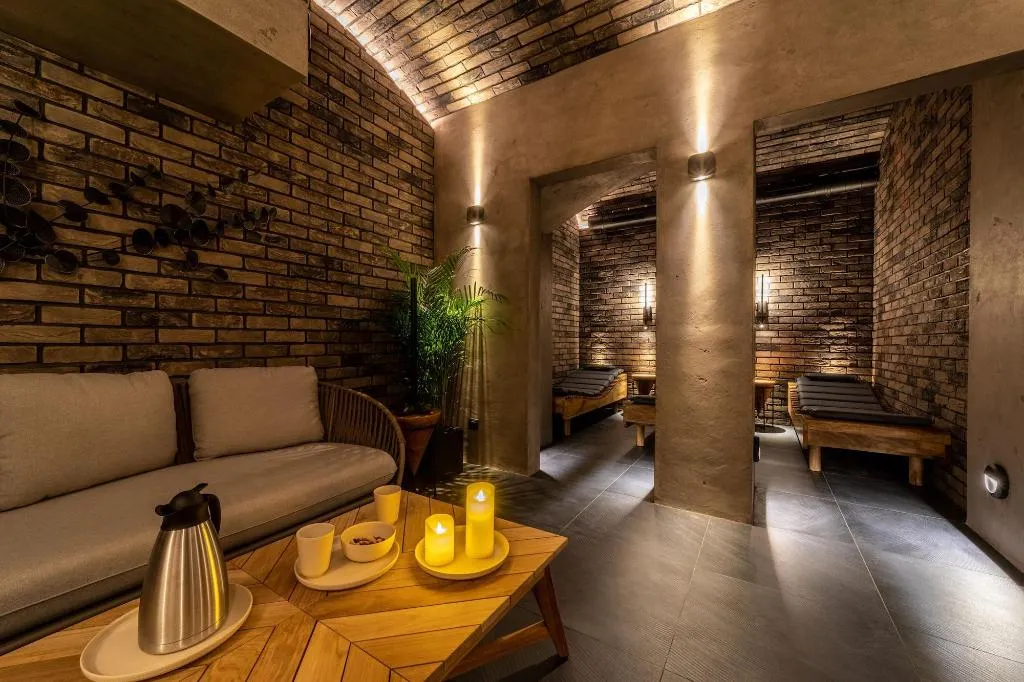 Sports and Entertainment, The Viaduct - Suites & More, Prague