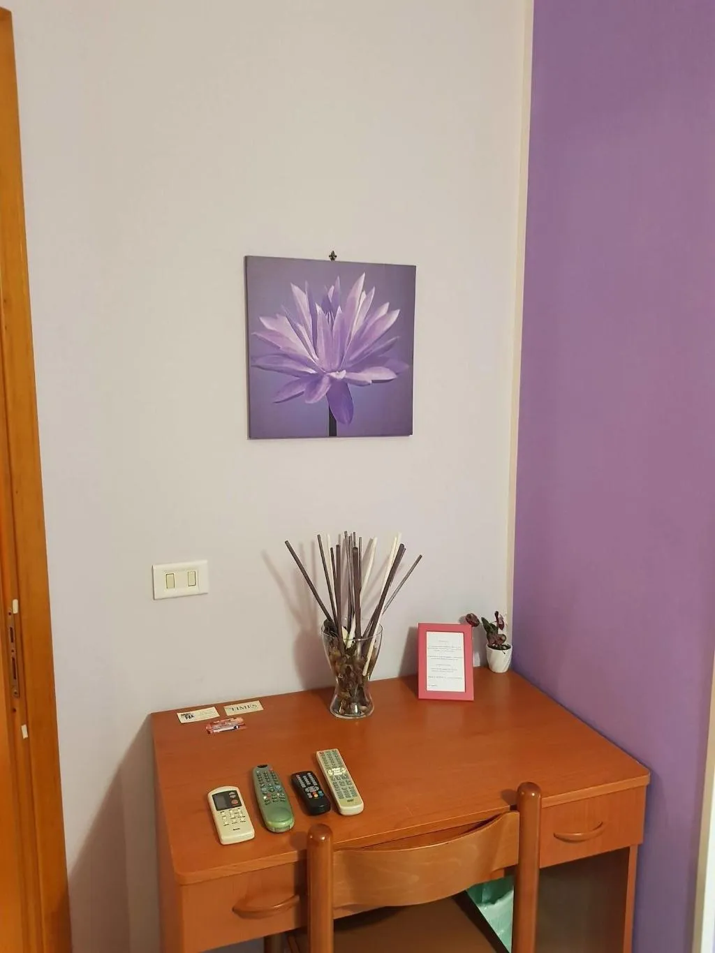 Room, The Artists, Palermo