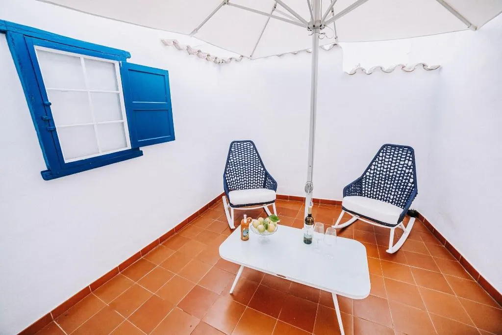 Terrace, Petit Hotel 5 Fars - Adults Only, Menorca