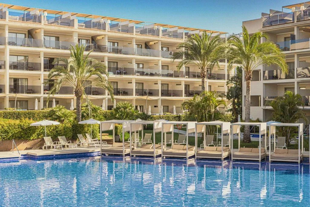 Pool, Zafiro Palace Palmanova, Majorca