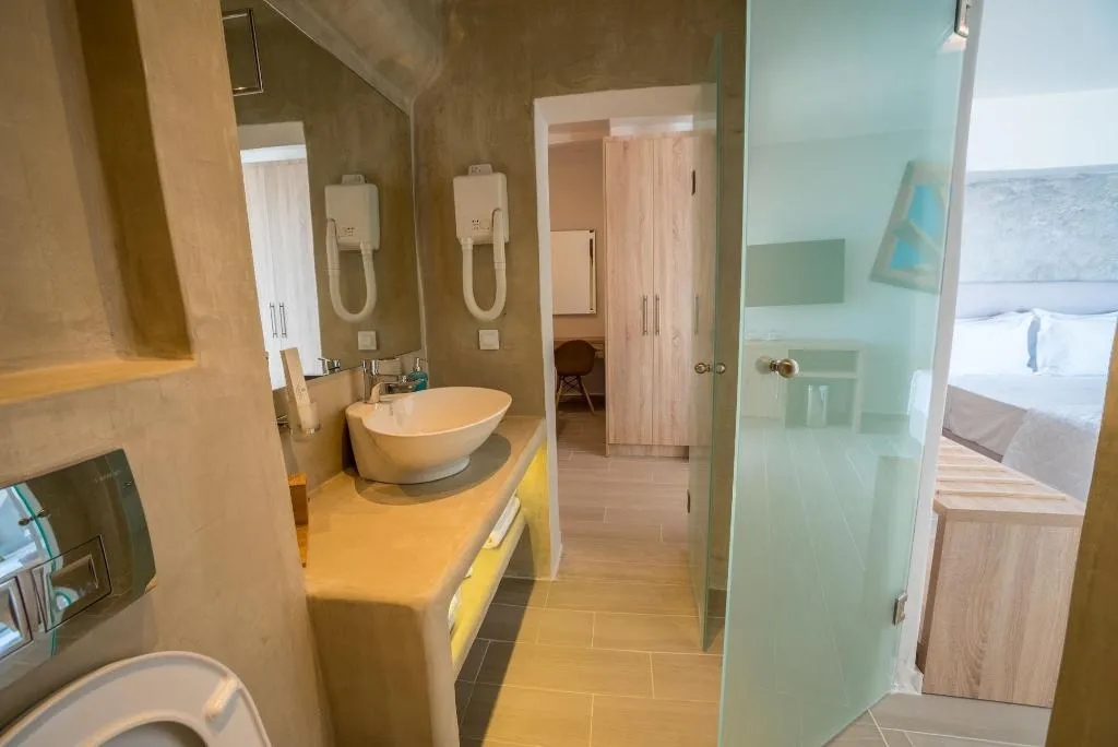 Room, Kratiras View Luxury Suites, Santorini