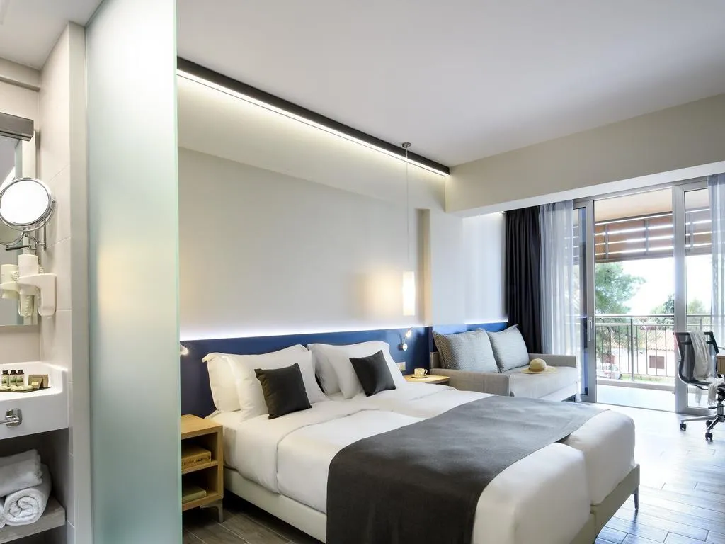 Double or Twin DELUXE Room, Blue Dolphin, Thessaloniki