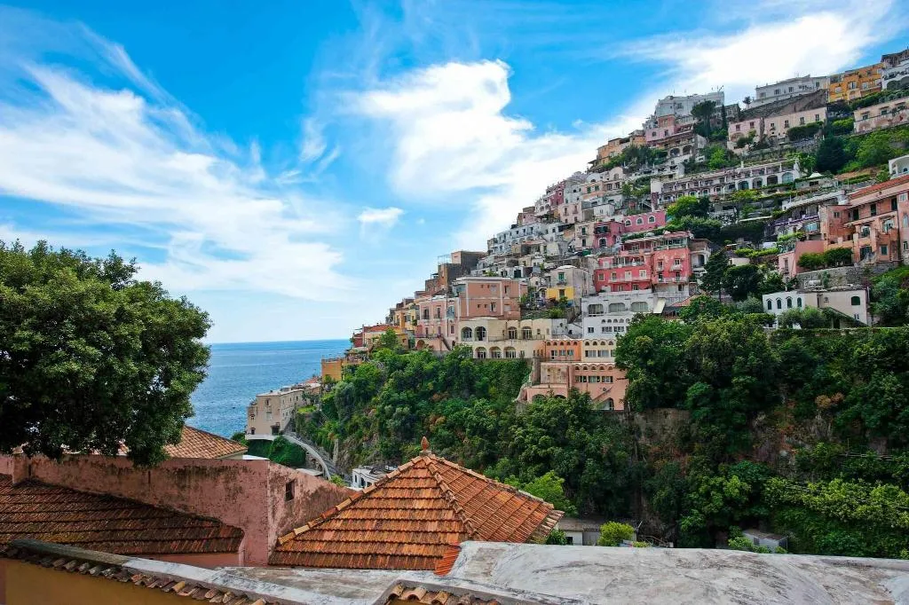General view, Savoia, Naples