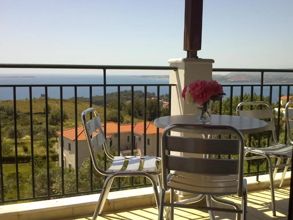 APARTMENT SEA VIEW Room, Liberatos Village, Kefallinia