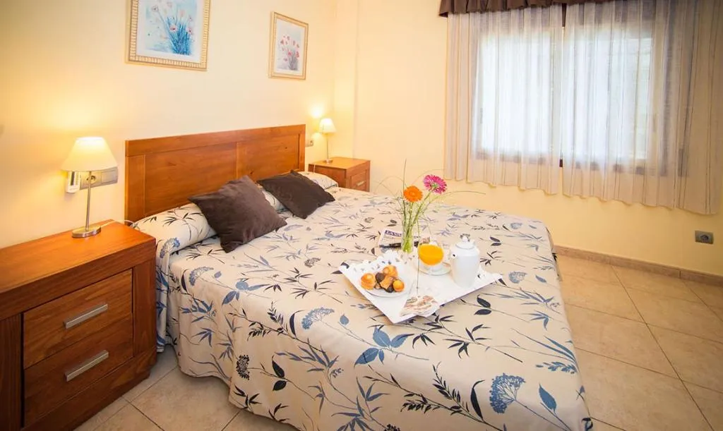 APARTMENT TWO BEDROOMS Room, Ona Jardines Paraisol, Costa Dorada