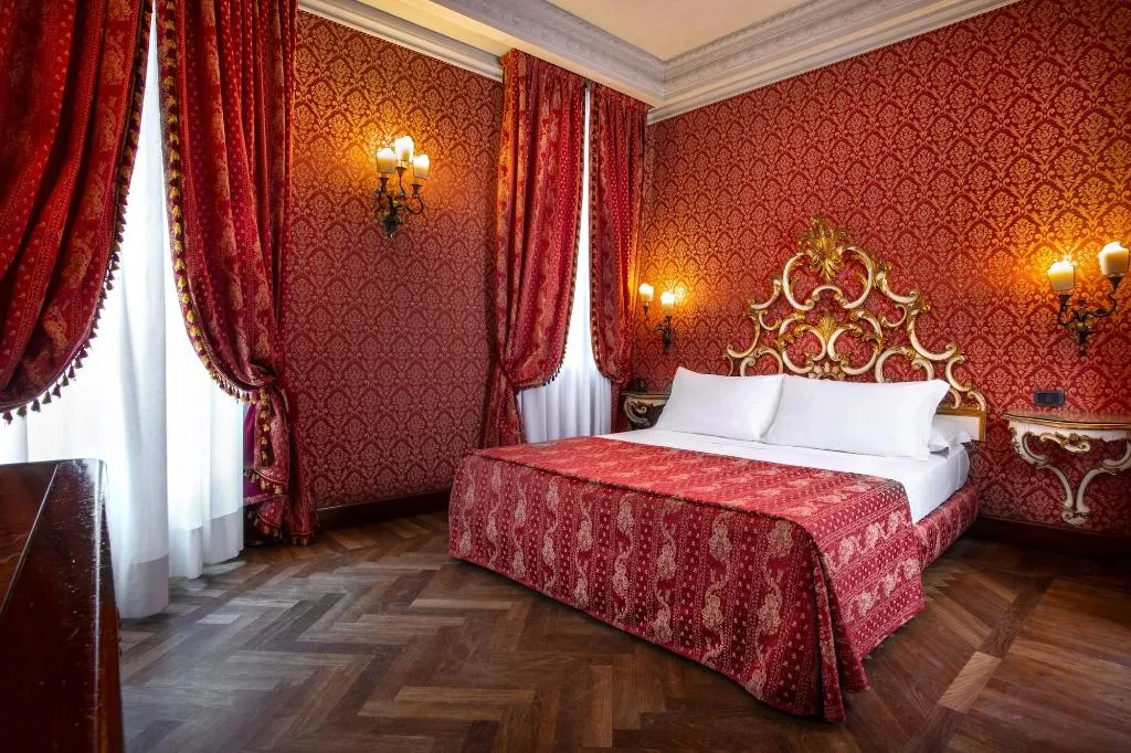 Room, Palazzina Veneziana, Venice