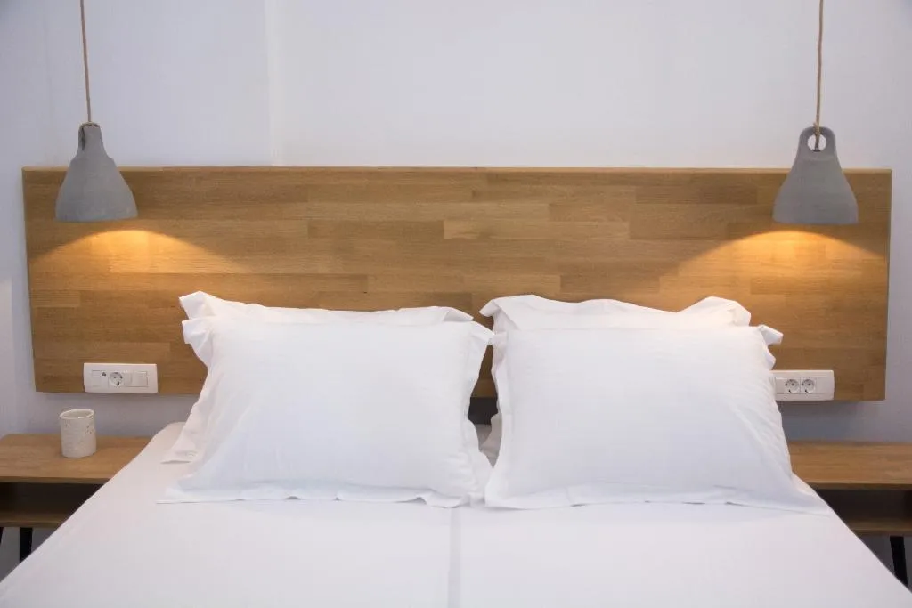 SUITE WITH BALCONY WITH VIEWS Room, Amphitrite Suites Santorini, Santorini