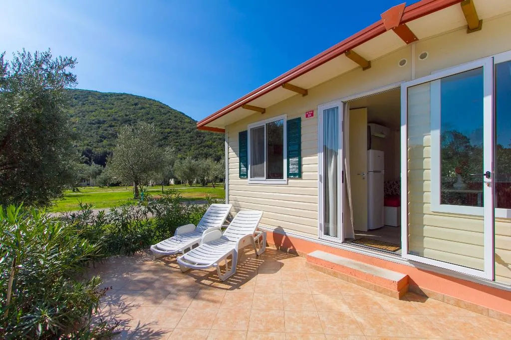 MOBILE HOME TWO BEDROOMS TWO BATHROOMS Room, Mobilhomes Camping Oliva, Istria