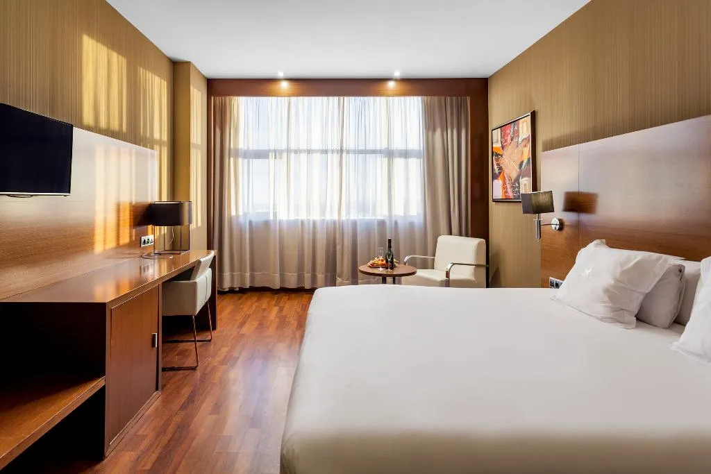 DOUBLE SINGLE USE QUEEN SIZE BED Room, azz Valencia Congress Hotel&Spa, Valencia