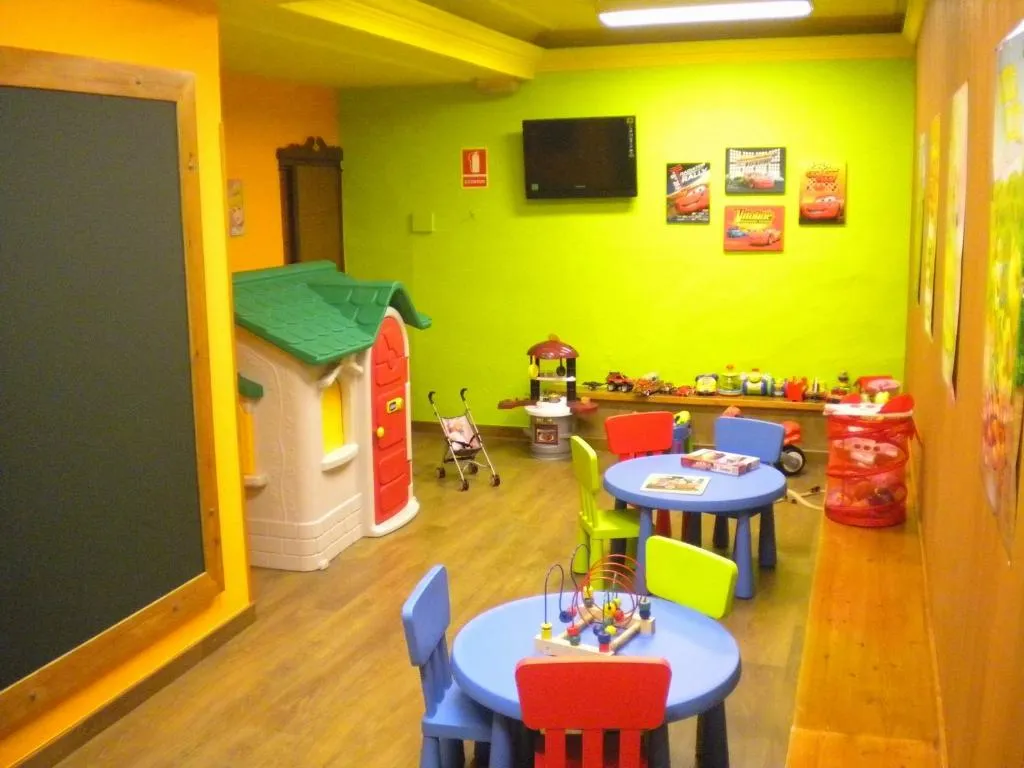 Sports and Entertainment, Solineu, Costa Brava