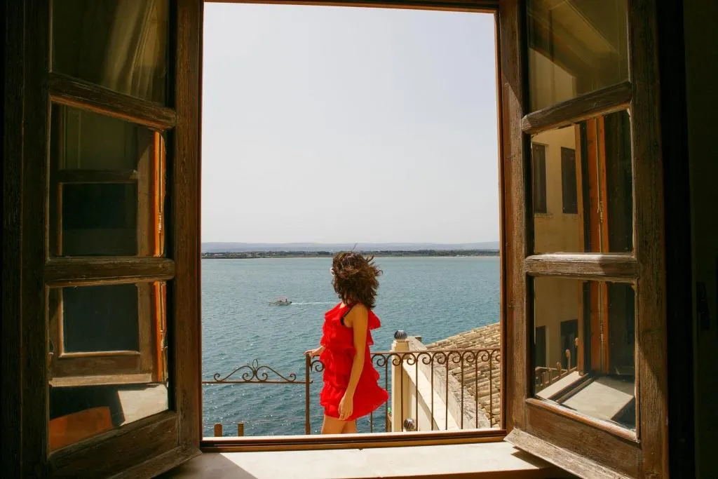DOUBLE SEA VIEW Room, Charme Henry S House, Catania
