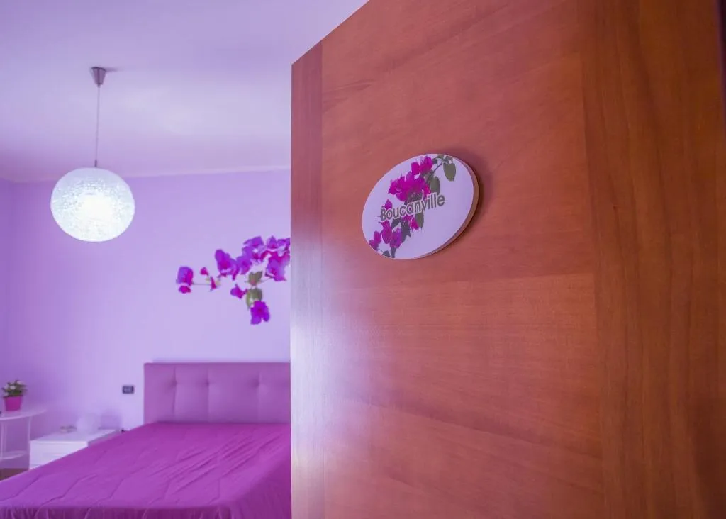 Room, Sanfralù, Naples