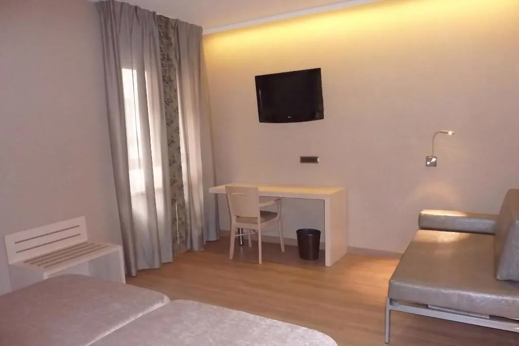 DOUBLE STANDARD Room, Barcelona House, Barcelona