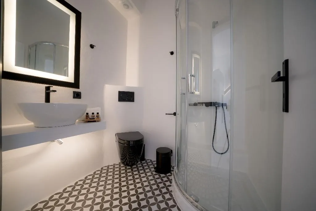Double or Twin COMFORT Room, Divelia, Santorini