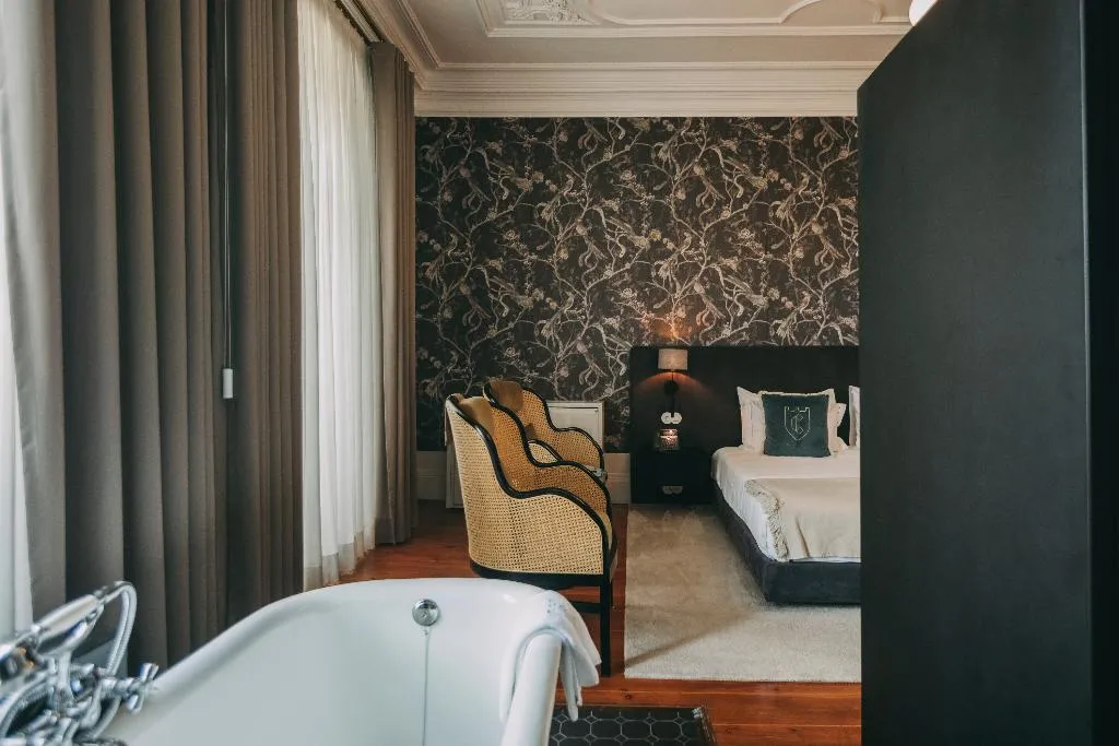 DOUBLE WITH BALCONY Room, Torel Royal Court, Porto