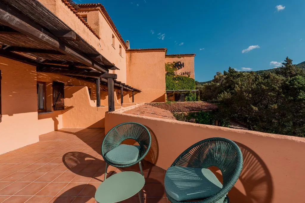 JUNIOR SUITE SUPERIOR GARDEN VIEW Room, Rocce Sarde, Olbia