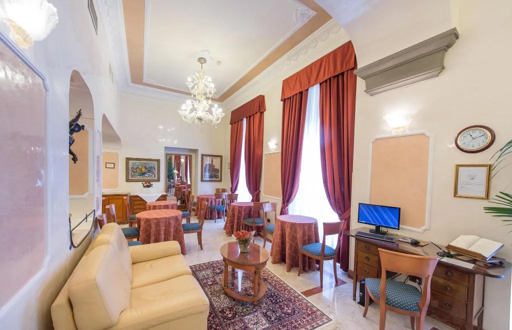 Lobby, Strozzi Palace Hotel, Florence